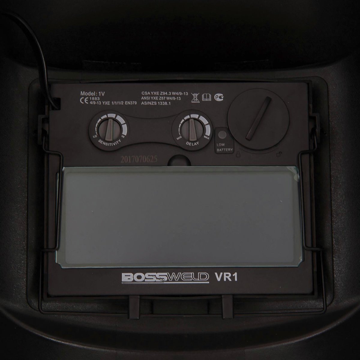 Bossweld VR1 Variable Shade Auto-Darkening Welding Helmet
