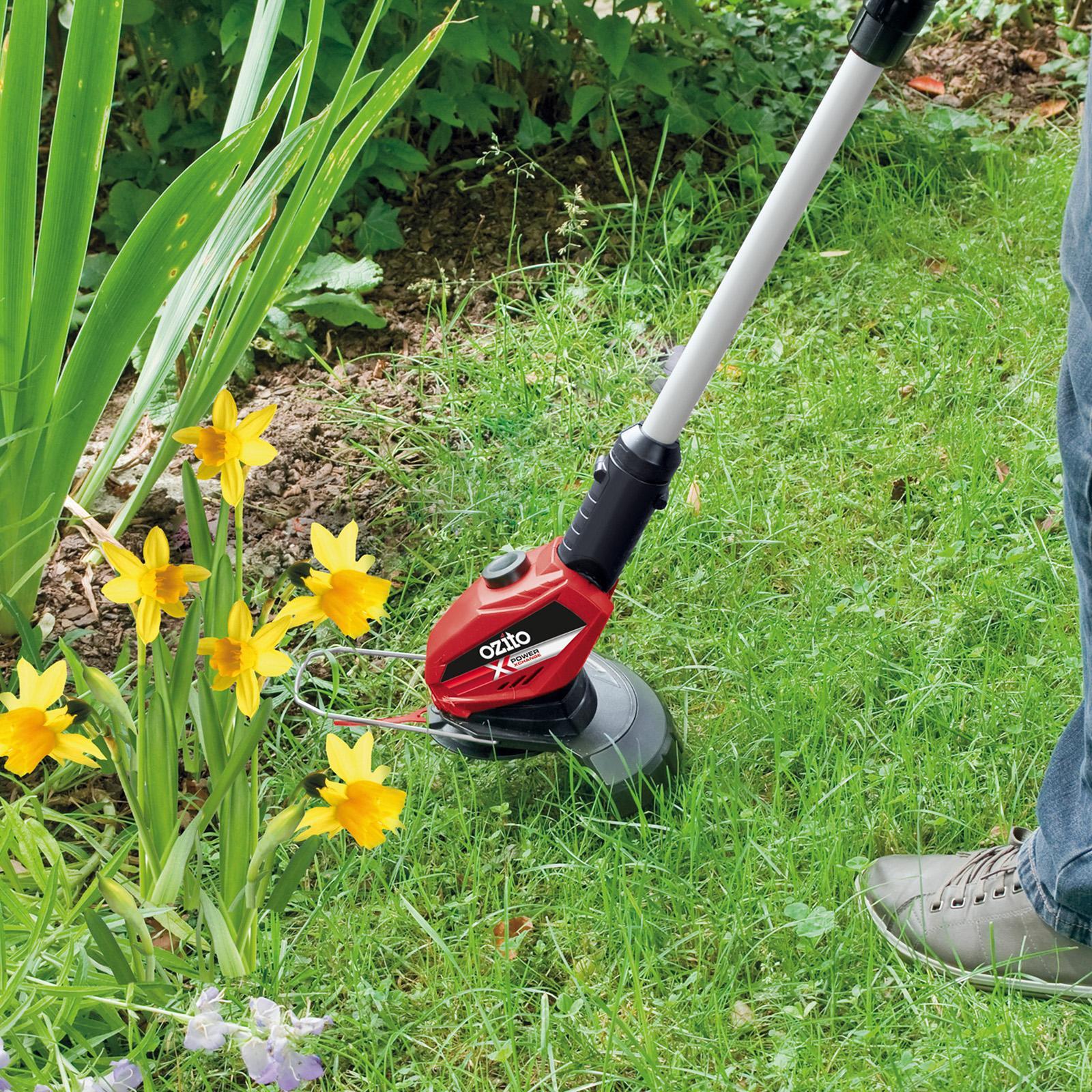 Ozito PXC 18V 240mm Cordless Grass Trimmer, Telescopic Shaft, 2.0Ah Kit PXCLTK-218