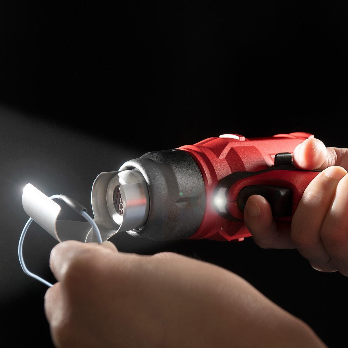 Ozito PXC 18V Cordless Heat Gun PXHGS 550 - 170mm x 215mm - Red/Black/Silver - Auto Shut-off - SuperSaverAU - view 5