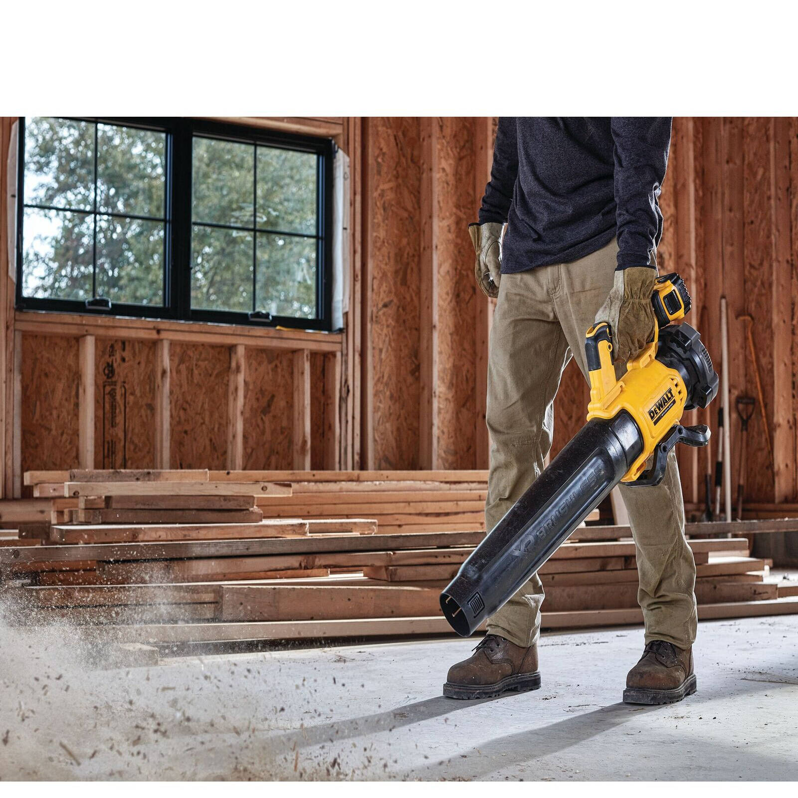 DeWALT 18V XR Brushless Axial Blower 5.0Ah Kit - 200km/h, Variable Speed DCMBL562P1-XE