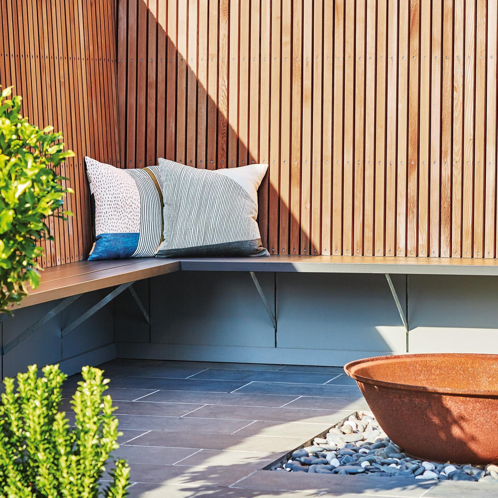 Feast Watson 10L Natural Oil Based Wood Shield Timber Cladding and Screening UV Resistant