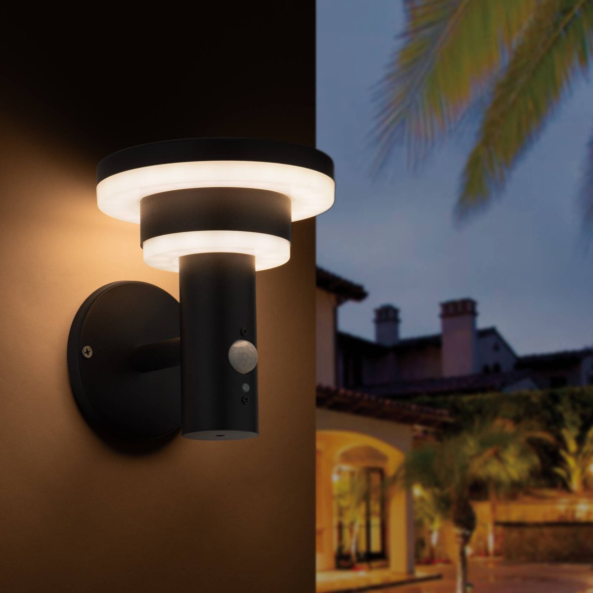 Arlec Solar LED Wall Light 18cm 400lm Black - Motion Sensor - IP44 Weatherproof - SuperSaverAU - view 5