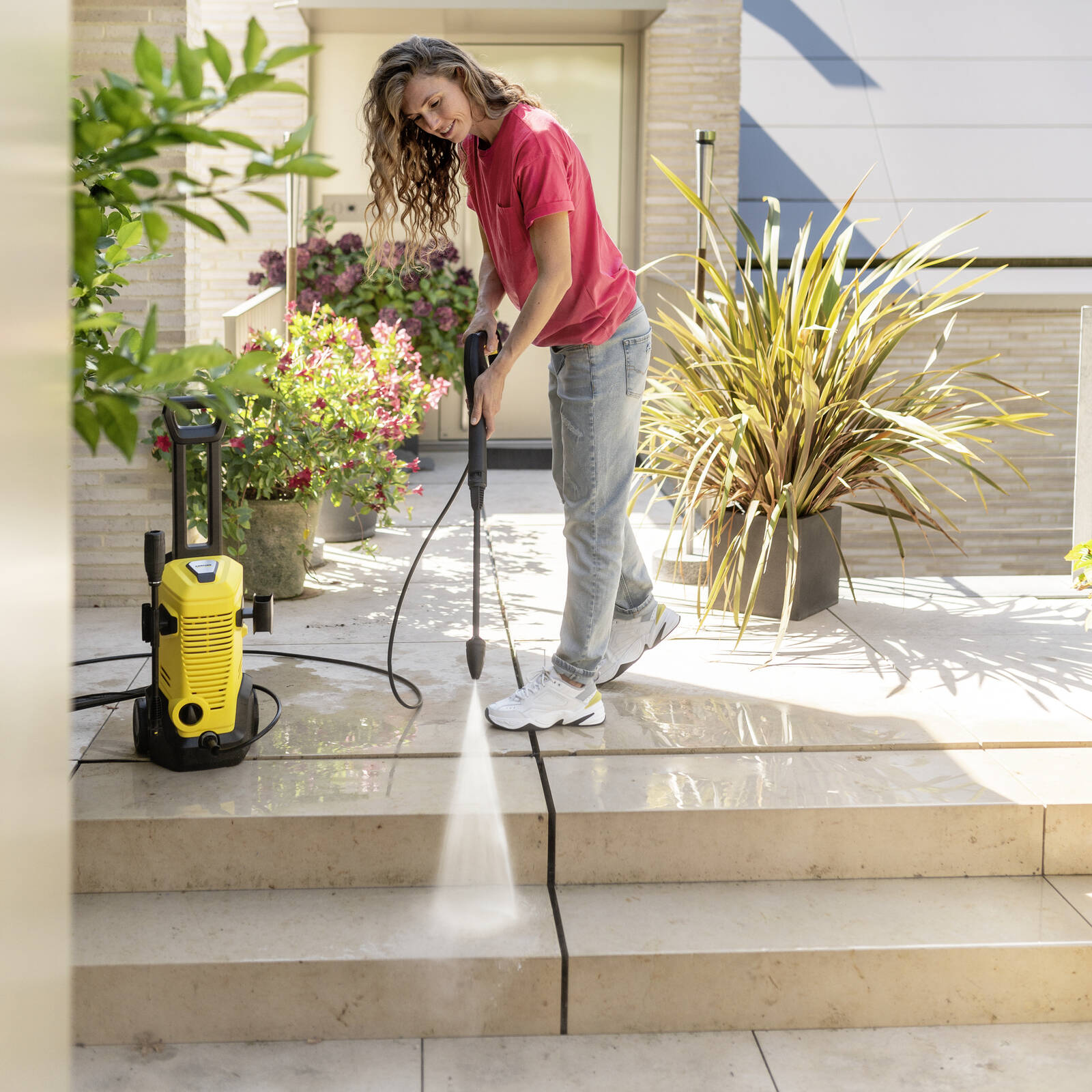 Karcher K3 Corded Pressure Washer, 1950 PSI, 6m Hose 1.676-352.0