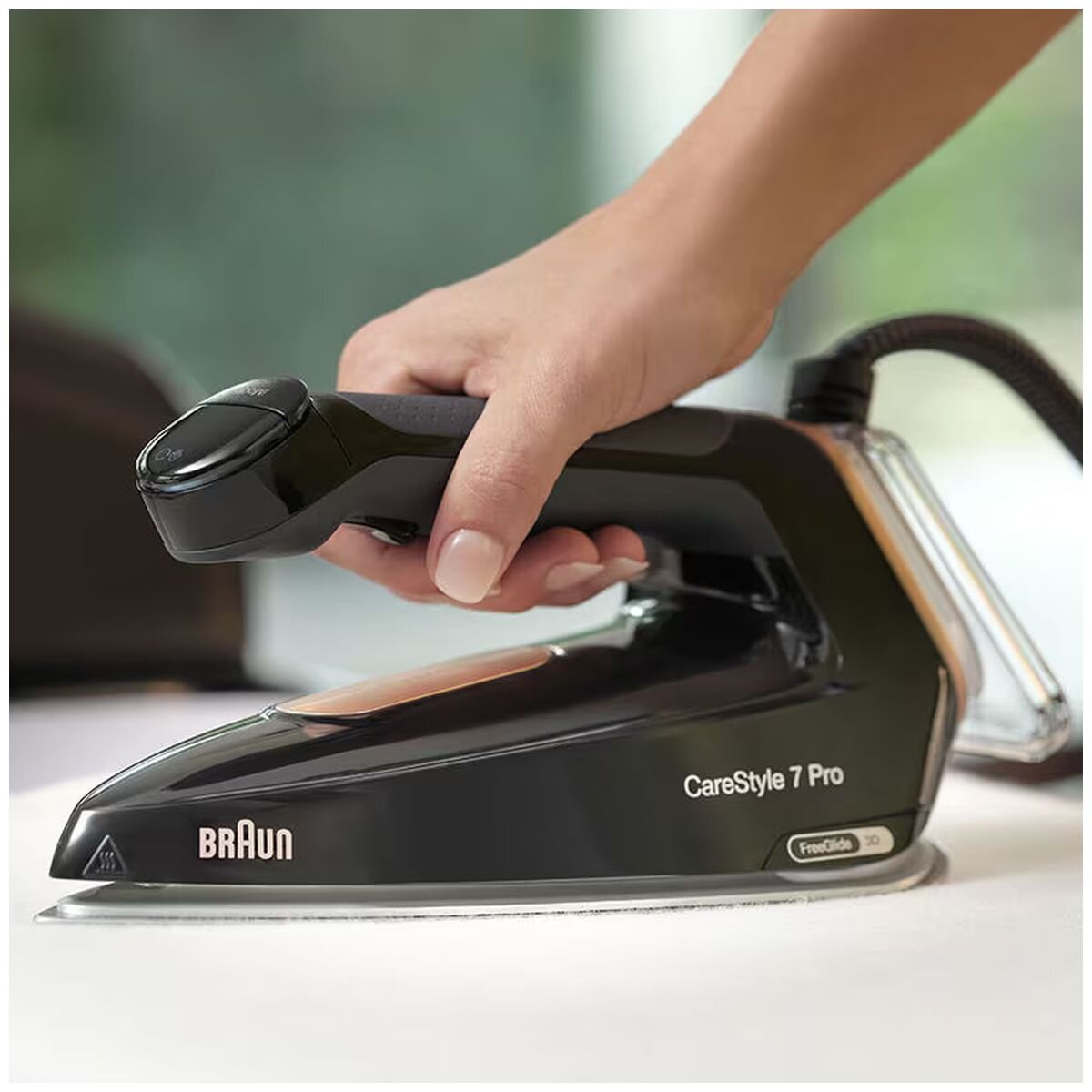 Braun CareStyle 7 Pro Steam Generator Iron 2400W - 2L Tank, 8bar Pressure, 600g/min Steam Shot - IS7285BK