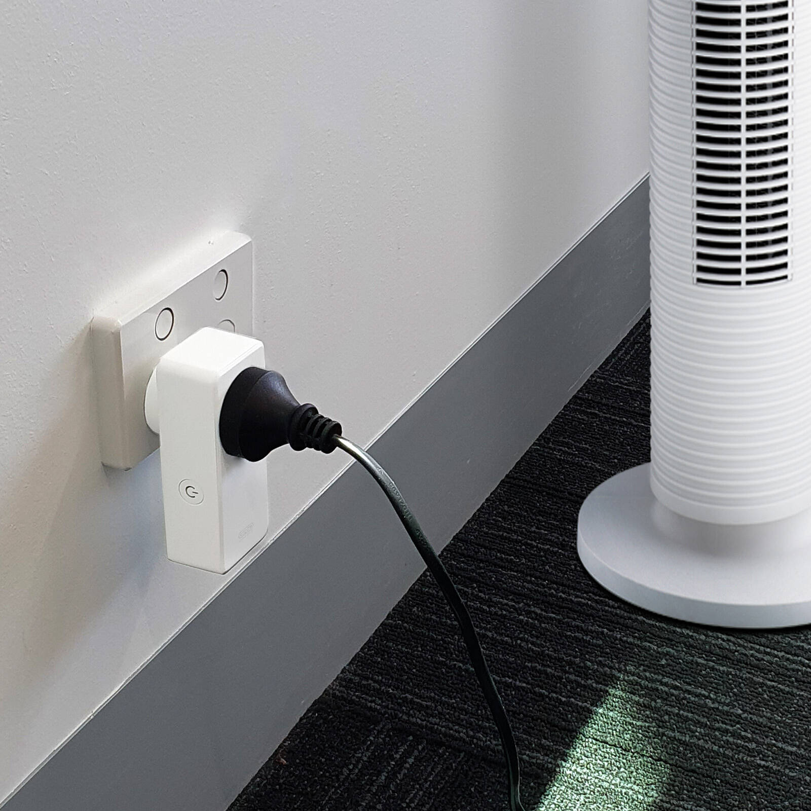 Arlec Smart Grid Connect Adaptor with Temperature and Humidity Sensor PCTH01HA