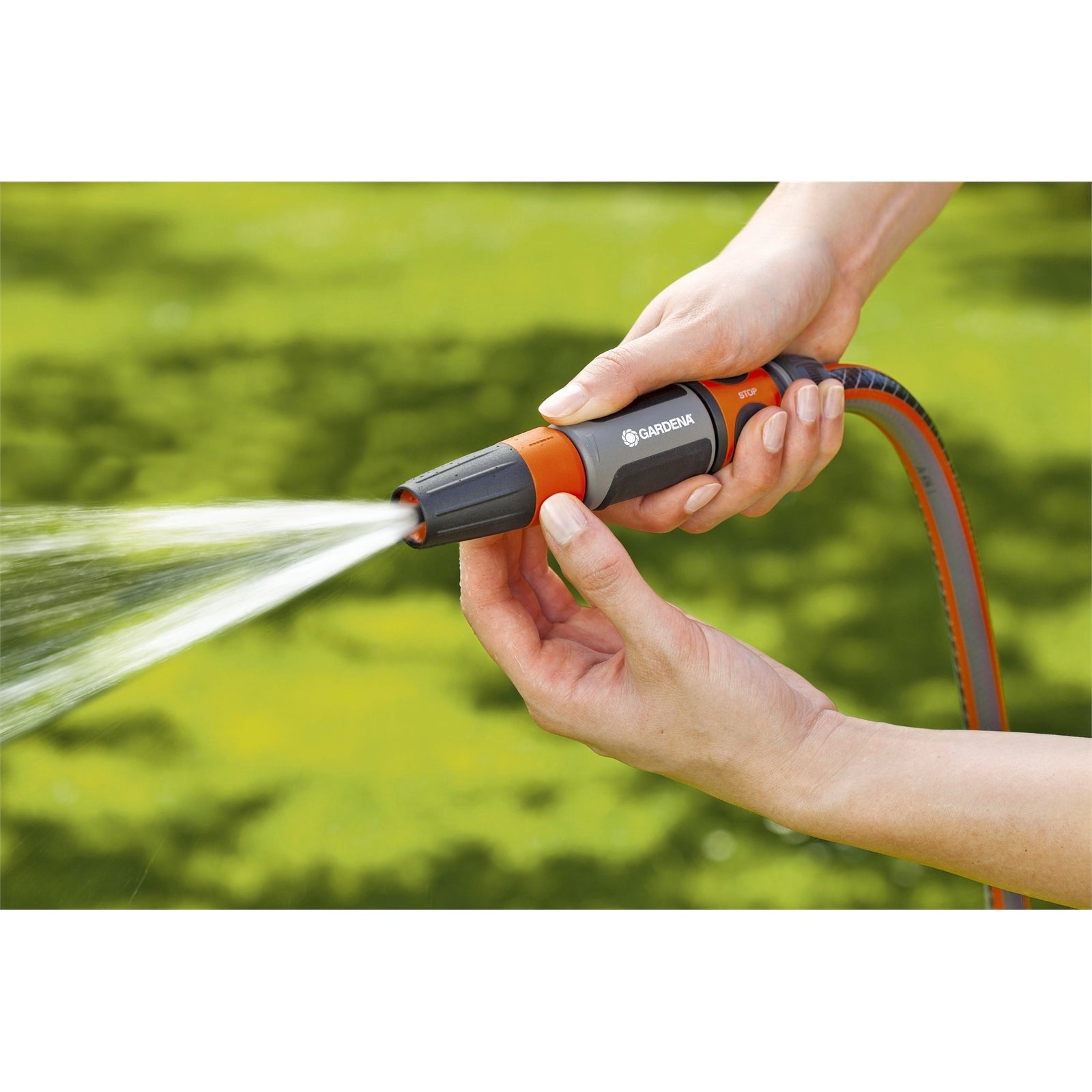 GARDENA 13mm Basic Hose Set, Adjustable Spray Nozzle, Connectors, 1000kPa
