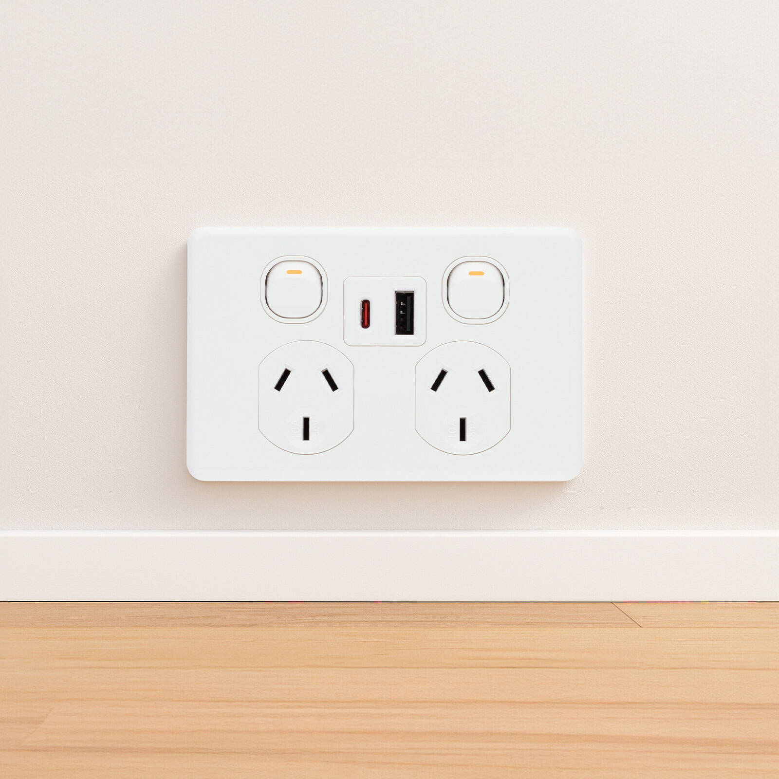 DETA X6 Double Power Point with USB-A & USB-C PD30W Rapid Charging Indoor