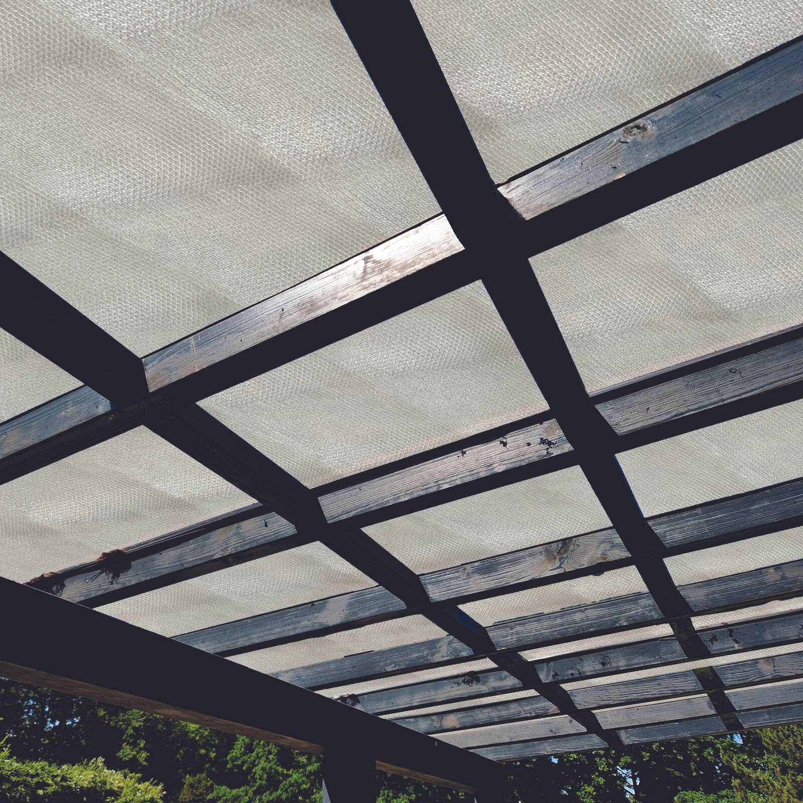 Pillar 1.8 x 10m Surfmist 90% UV Waterproof Shade Cloth