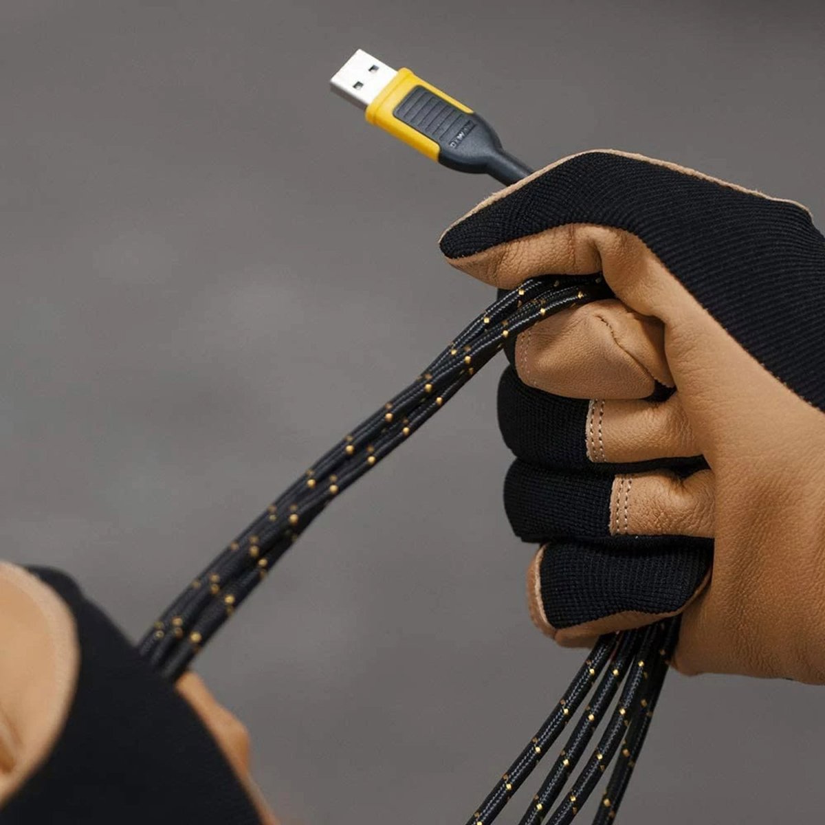 DeWALT 1.8m Micro-USB to USB Charging Cable, Kevlar Reinforced 1311322DWE