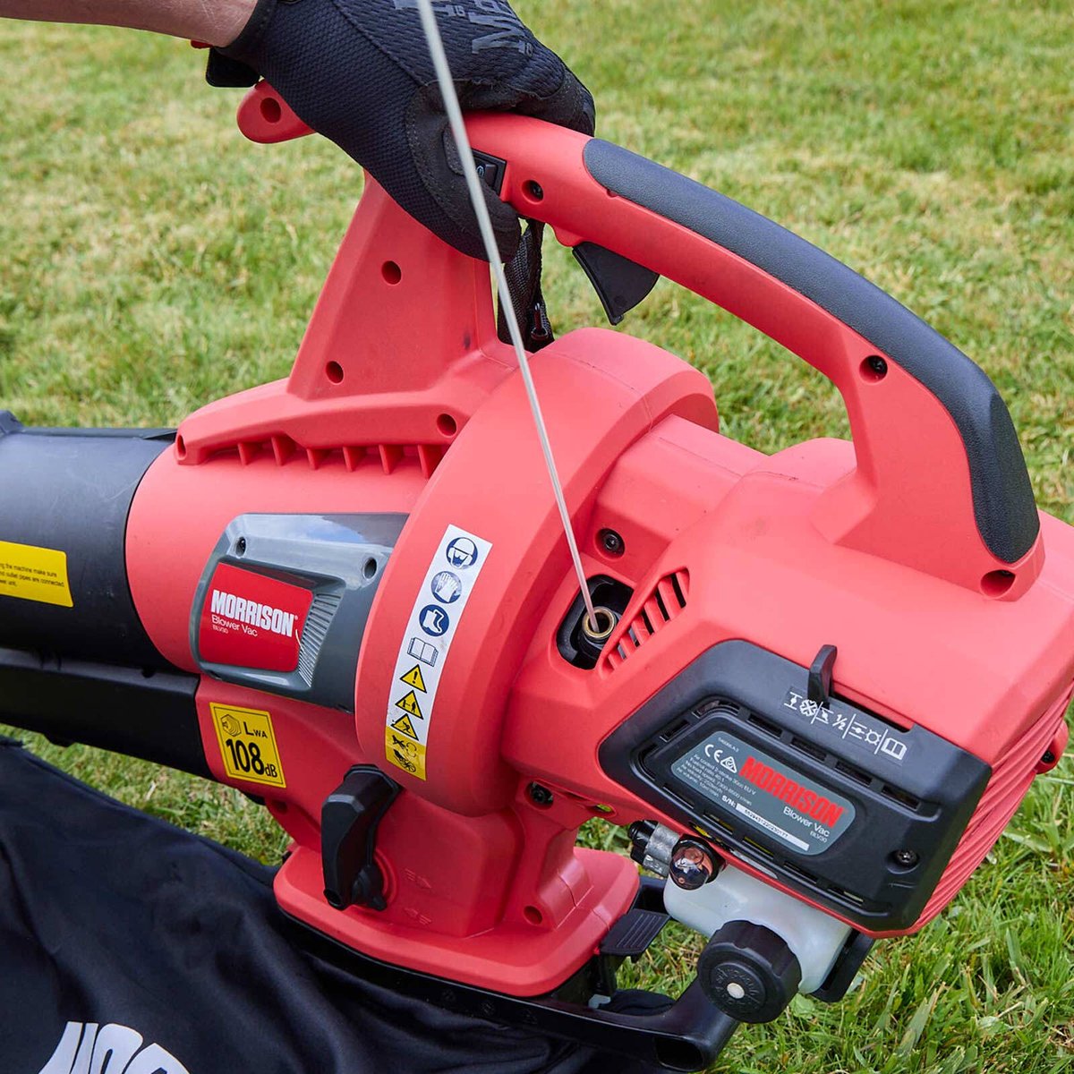 Morrison Ezi Switch Petrol Blower Vac - 30cc Engine - 40L Collection Bag - Shredding Feature - SuperSaverAU - view 4