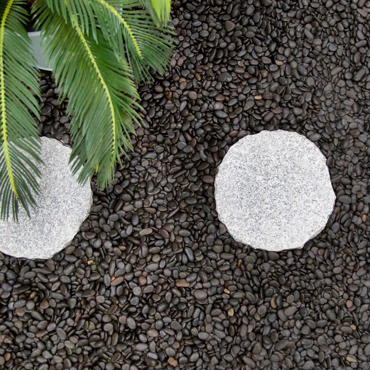 Tuscan Path Black Natural Pebbles 15-20mm 5kg for Landscaping - SuperSaverAU - view 3