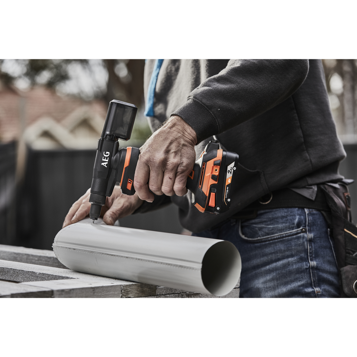 AEG 18V Compact Rivet Gun 4.8mm - 5Ah Kit - 11kN Pull Force - LED Light - SuperSaverAU - view 3