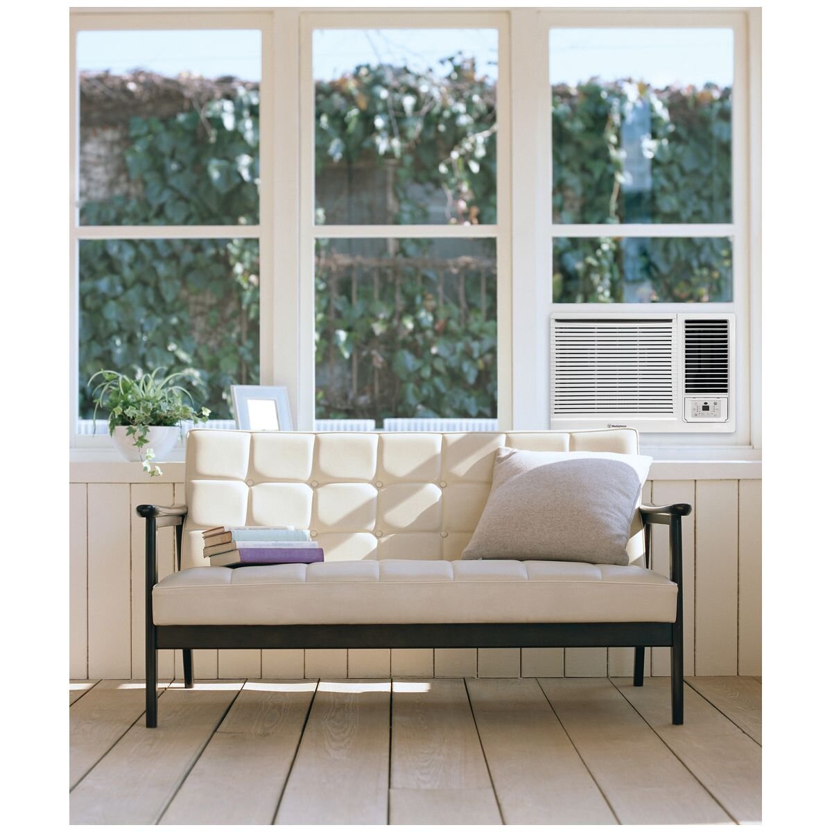 Westinghouse window/wall reverse cycle air conditioner - 4.8kW heating, remote, 24-hour timer - WWH52HWA