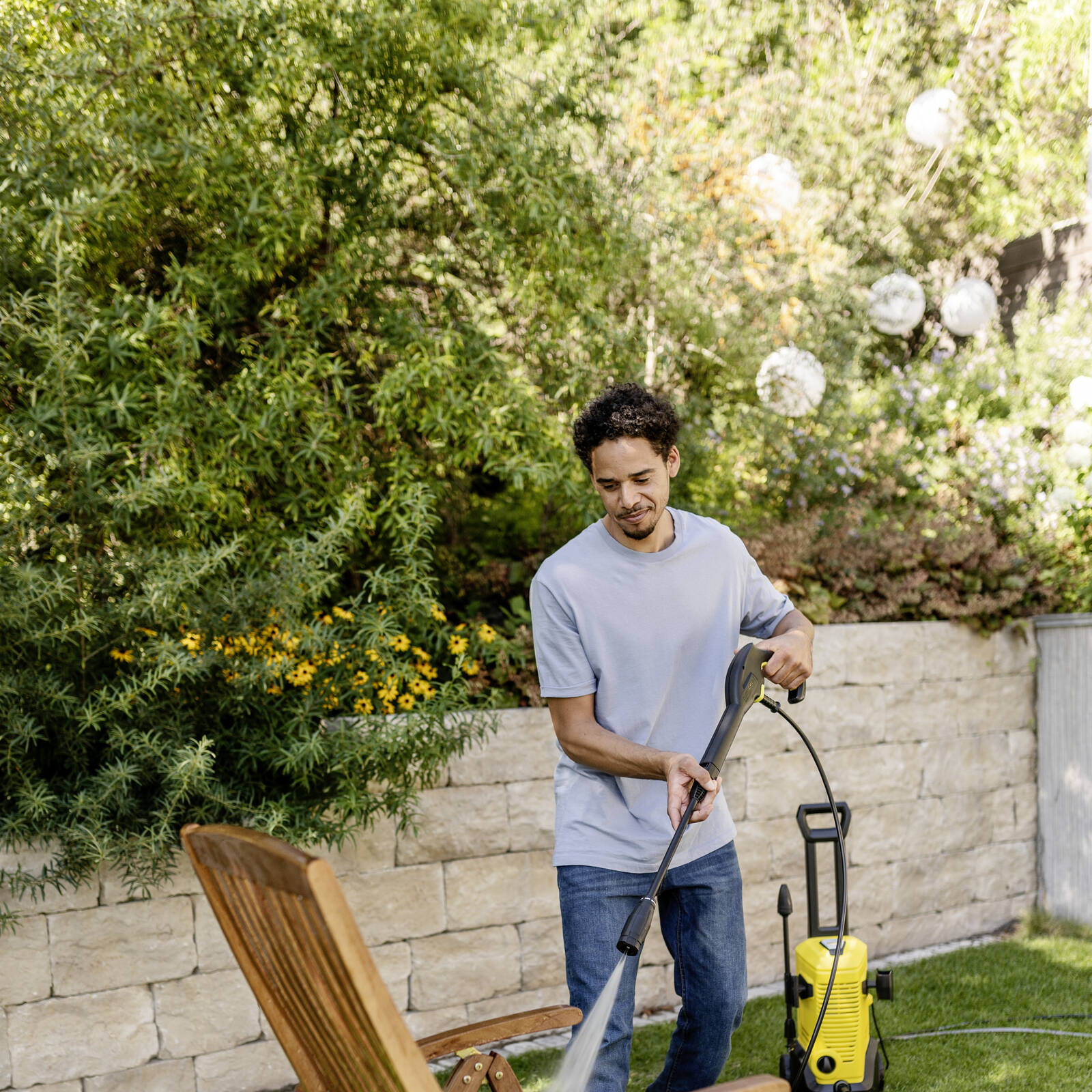 Karcher K3 Corded Pressure Washer, 1950 PSI, 6m Hose 1.676-352.0