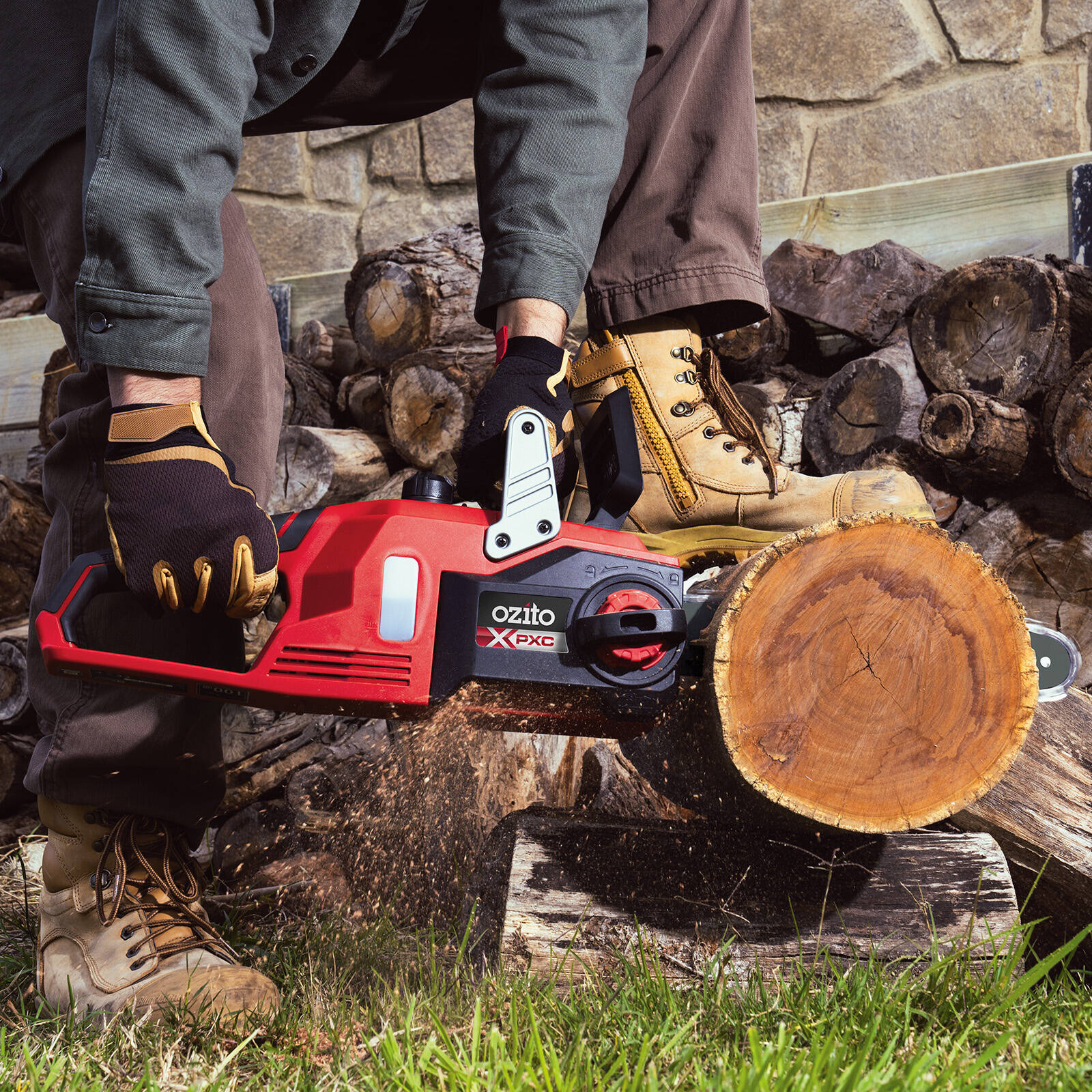 Ozito PXC 18V 300mm Brushless Chainsaw - Skin Only PXBCS-1830