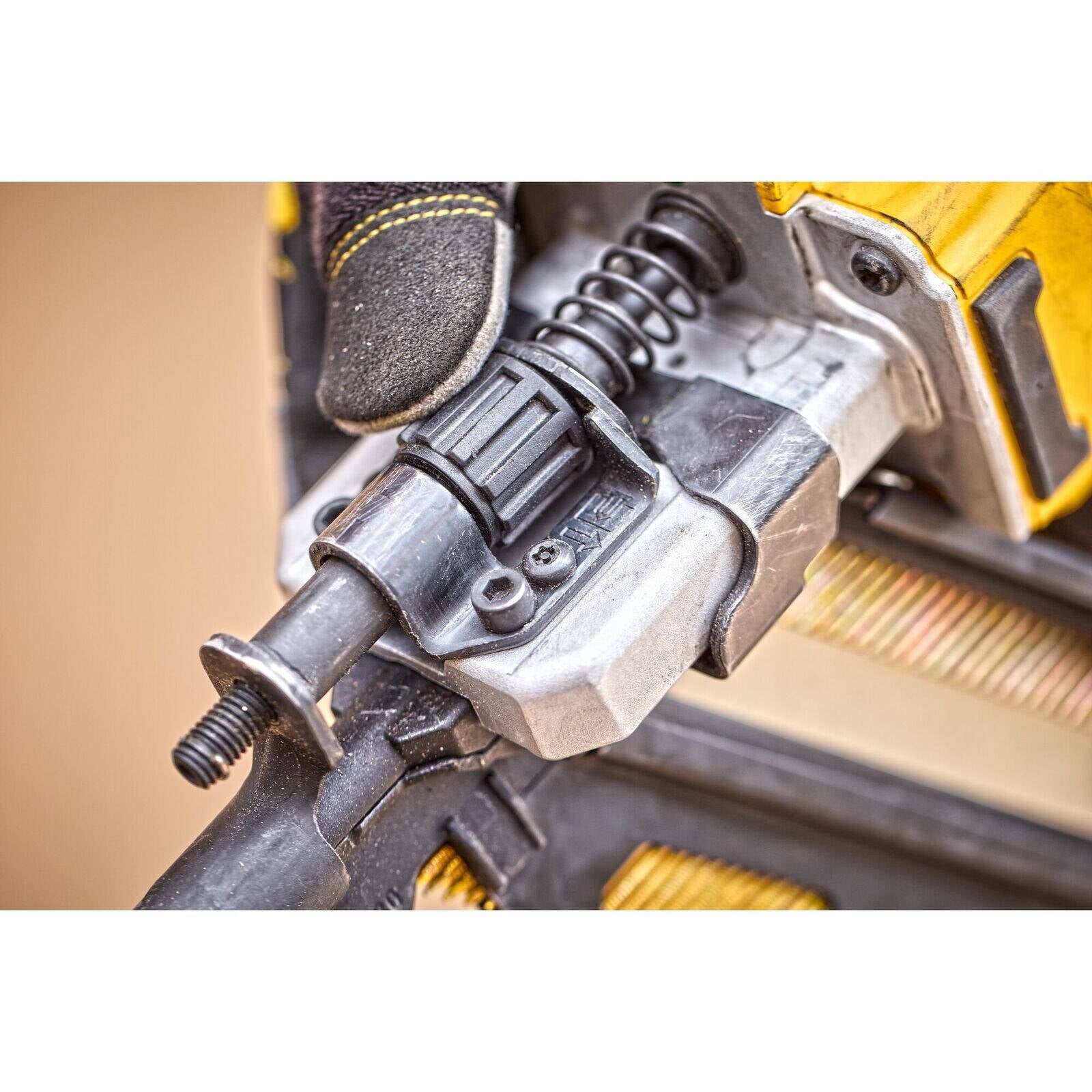 DeWALT 18V XR 33 Degree 90mm Cordless Brushless Framing Nailer Bare Unit DCN930N-XJ