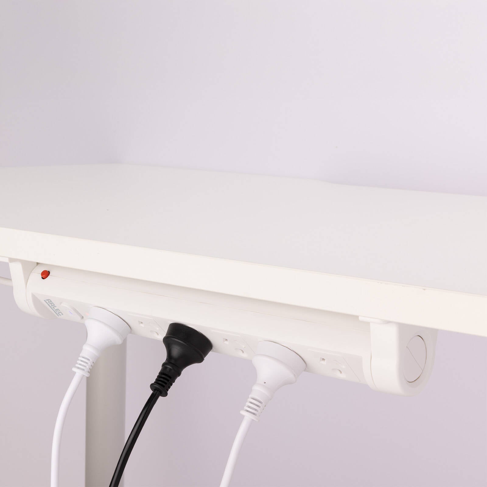 Arlec 6 Outlet Rotatable Powerboard with Surge Protection 190J PB6RT