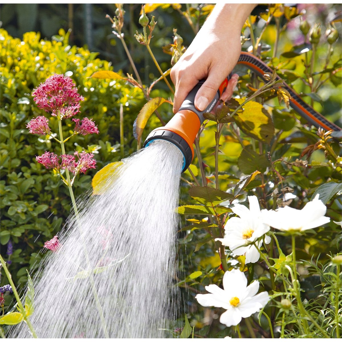 Gardena 13mm Classic Soft Spray Nozzle - Plastic - Ergonomic - Gentle Watering - SuperSaverAU - view 3