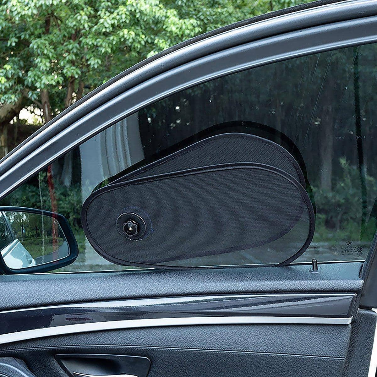 Foldable Car Side Window Sunshade with Suction Cup, 180 Degree Rotation - view 4
