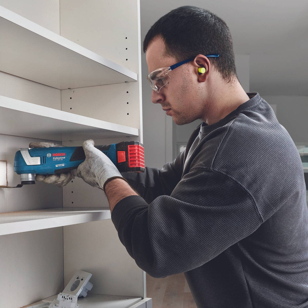 Bosch 18V Professional Multi Cutter Skin Only - 115mm x 95mm x 316mm - Quick Blade Change - Vibration Control - SuperSaverAU - view 5