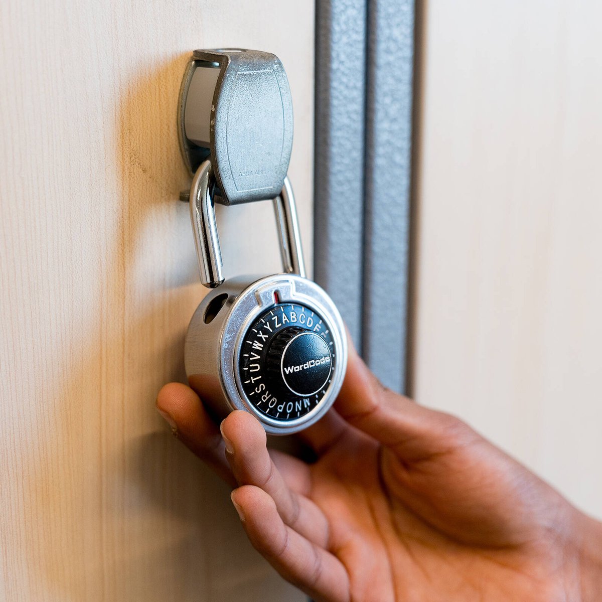 Wordcode 3 Letter Combination Dial Lock - 51mm - Silver - Hardened Steel Shackle - SuperSaverAU - view 5