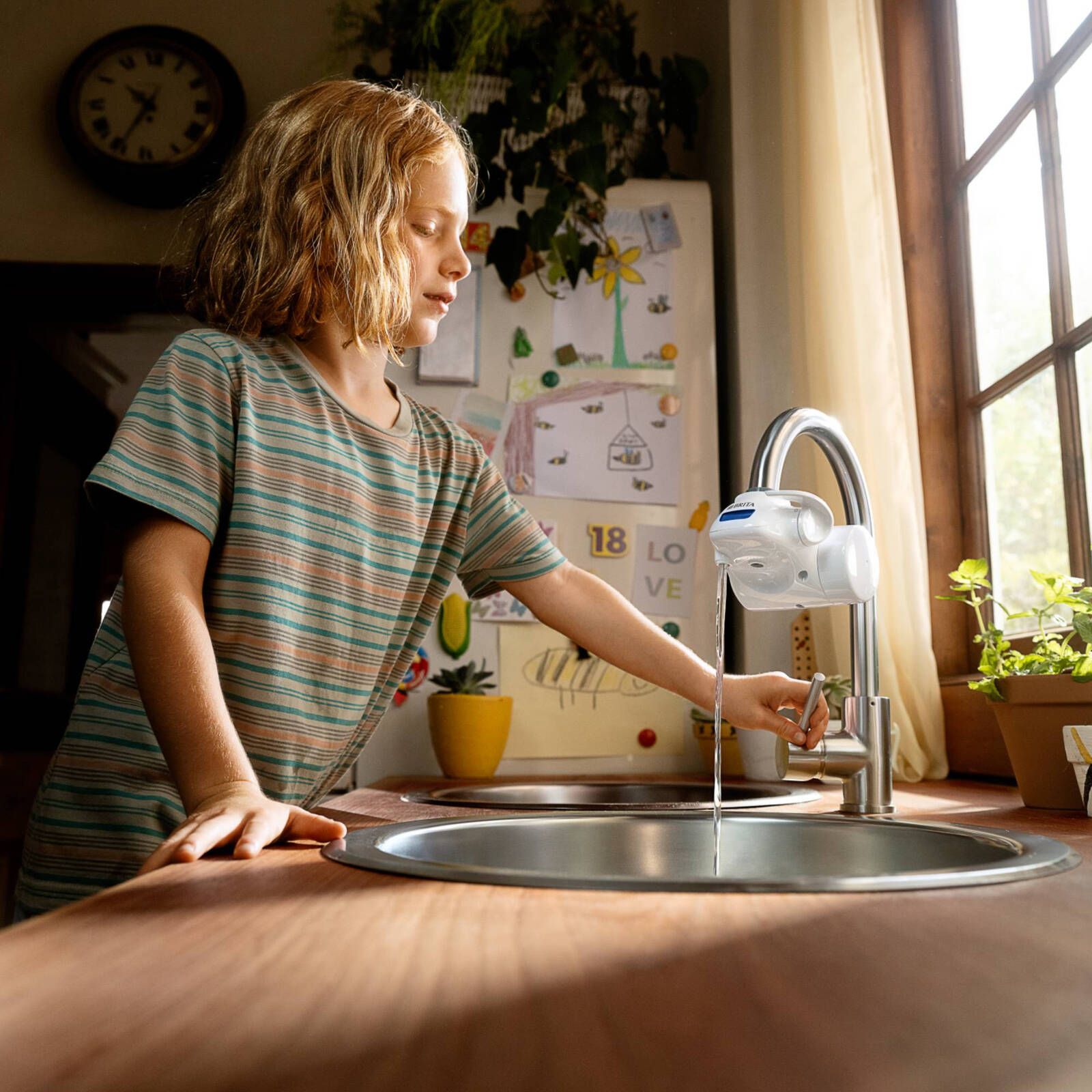 BRITA On Tap Pro V-MF Water Filter System 600L, Tap-Mounted with LCD Display