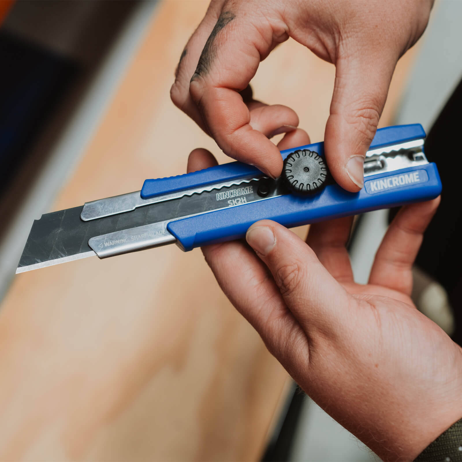 Kincrome 25mm High Impact Snap Knife