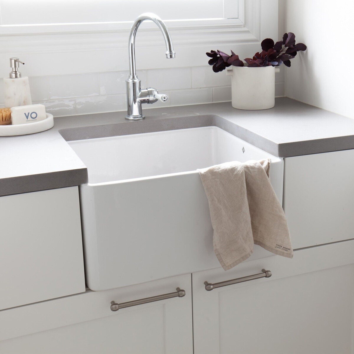 Turner Hastings Novi 50 Butler Sink Pack - Brushed Nickel Ludlow Pull Out Mixer Tap - PKG035