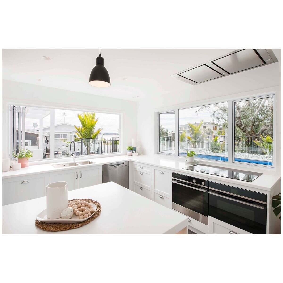 Schweigen 120cm Ceiling Cassette Rangehood - Stainless Steel, 3200m³/h, Remote Control - UM4220-12SEPAK