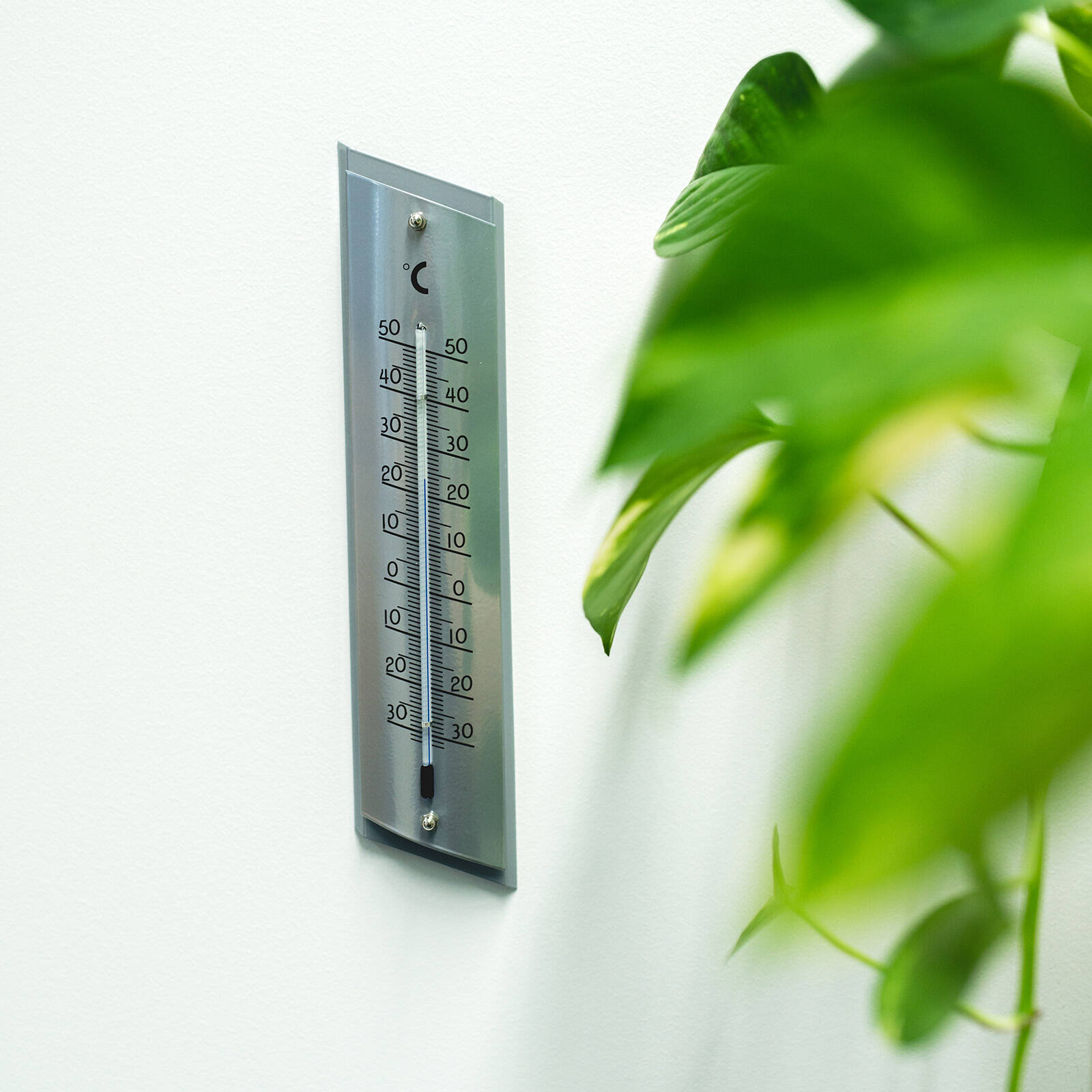 Holman 250mm Aluminium Wall Thermometer, Silver, Indoor / Outdoor
