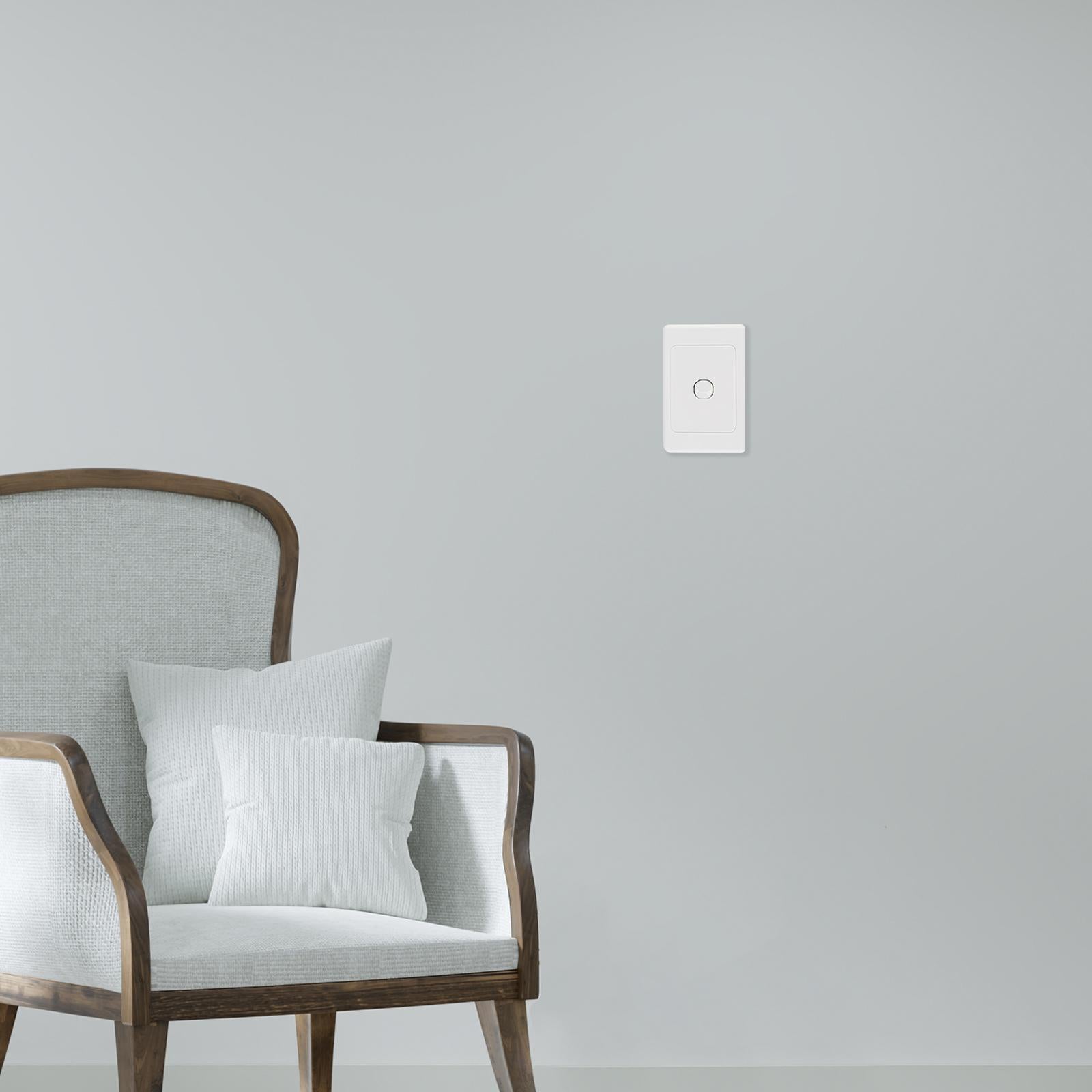 DETA White 1 Gang Single Vertical Light Switch Polycarbonate Indoor