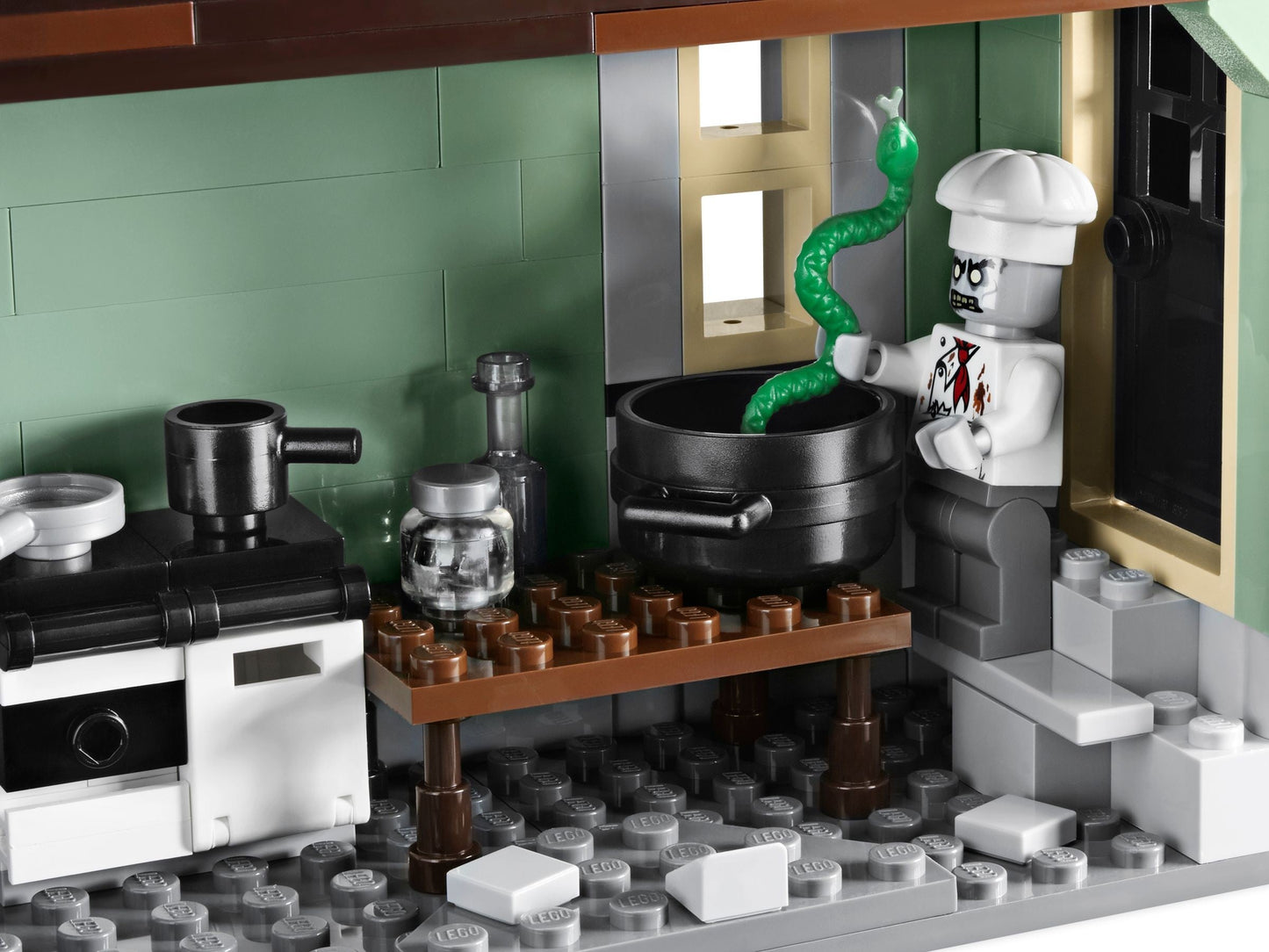 LEGO Monster Fighters 10228 Haunted House- Auzzi Store