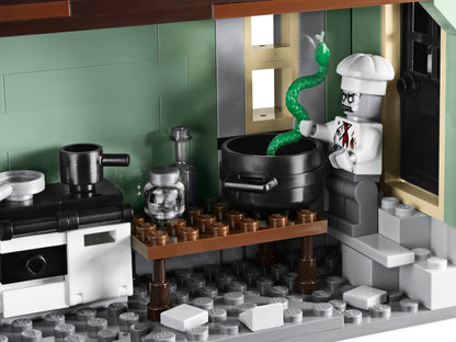 LEGO Monster Fighters 10228 Haunted House- Auzzi Store