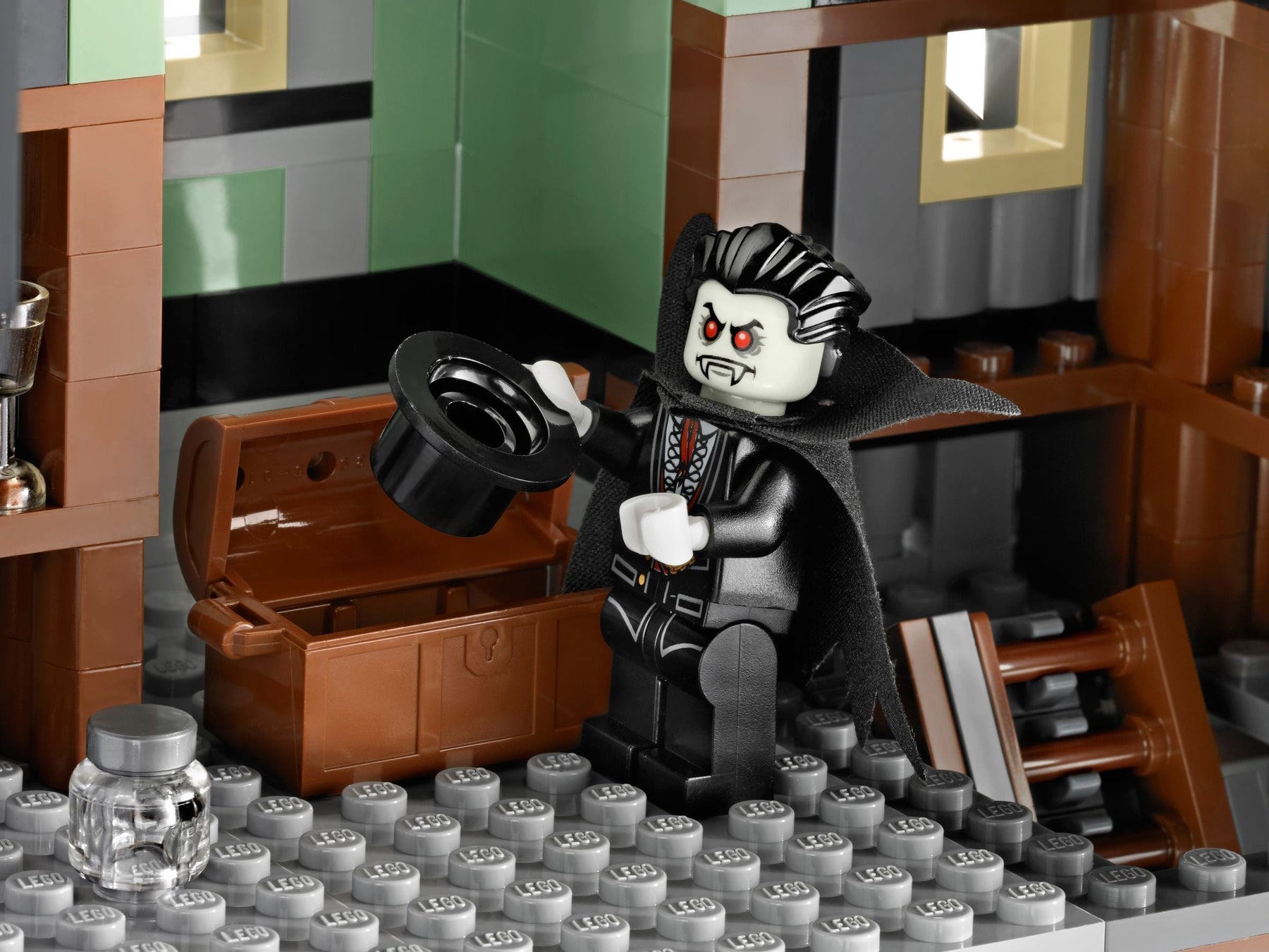 LEGO Monster Fighters 10228 Haunted House- Auzzi Store