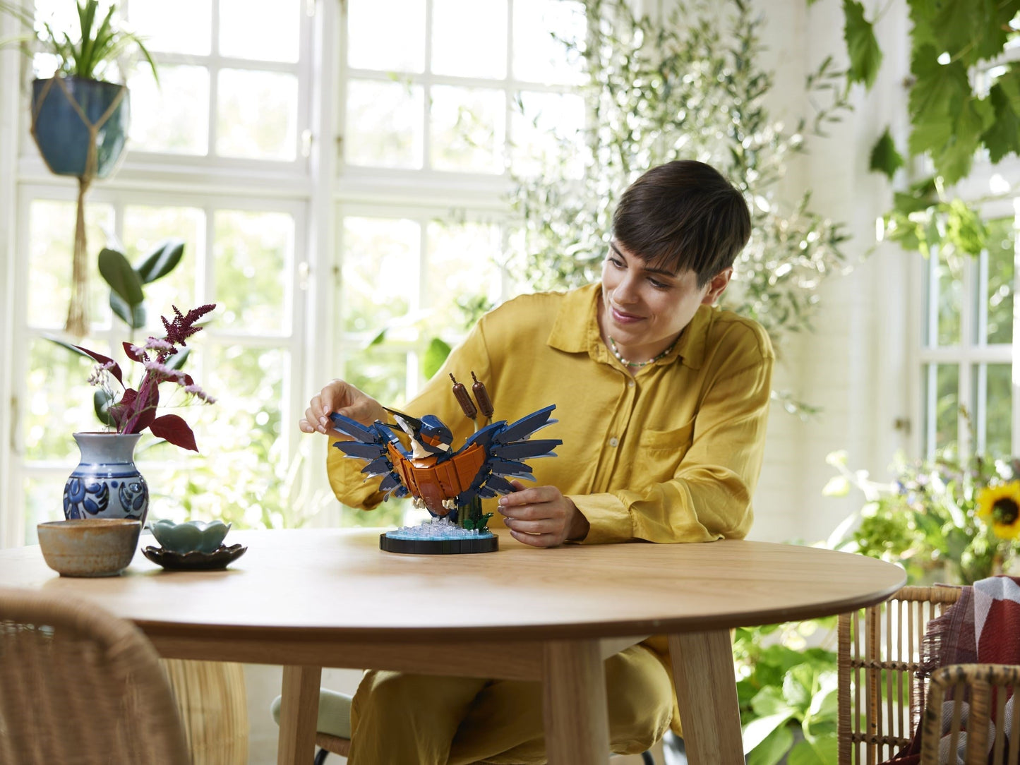 LEGO 10331 Icons Kingfisher Bird Display