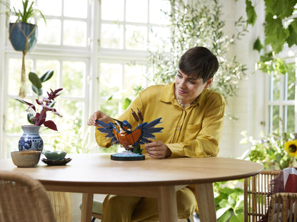 LEGO 10331 Icons Kingfisher Bird Display