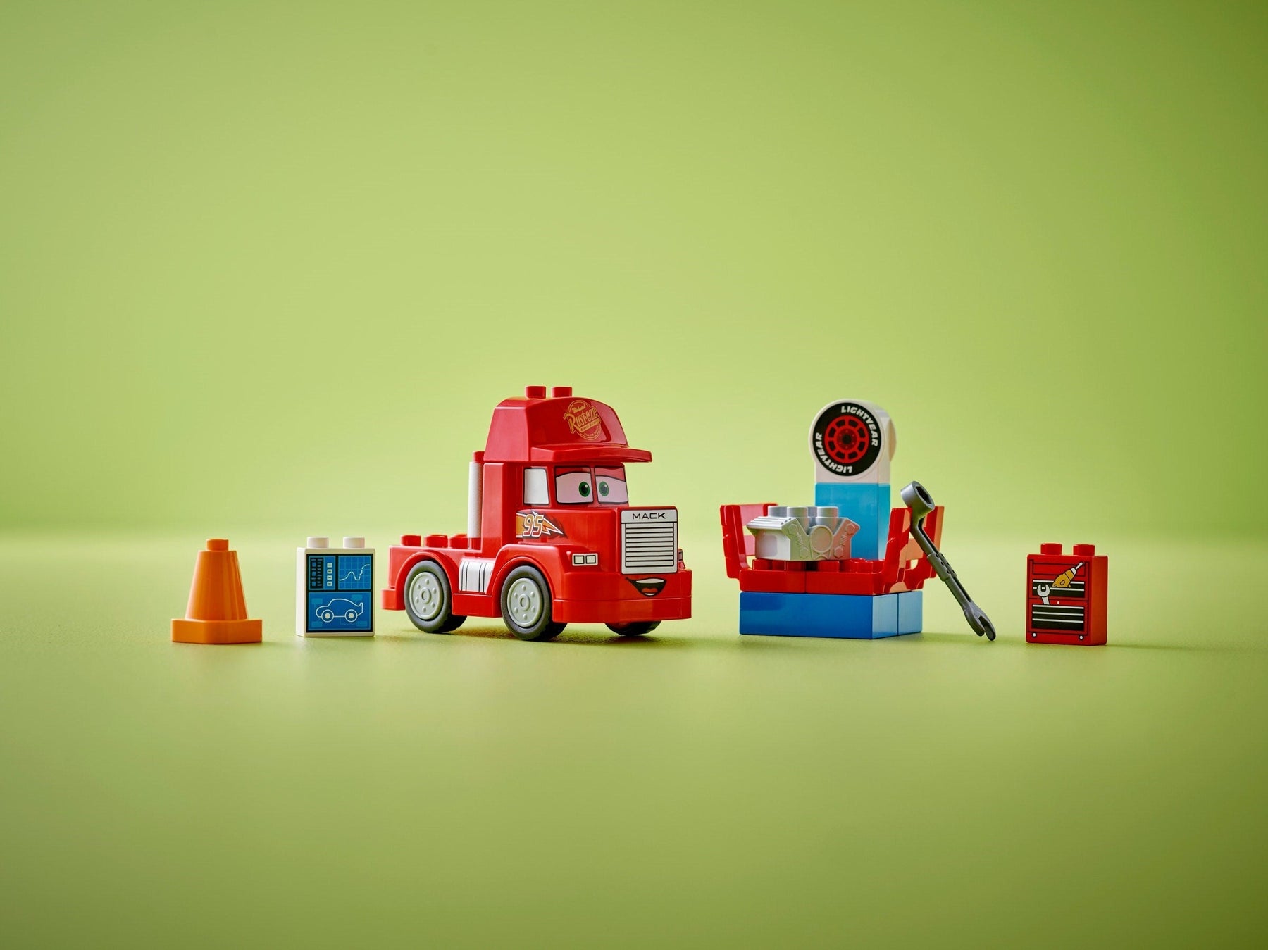 LEGO Disney Series 10417 Mack at the Race- Auzzi Store