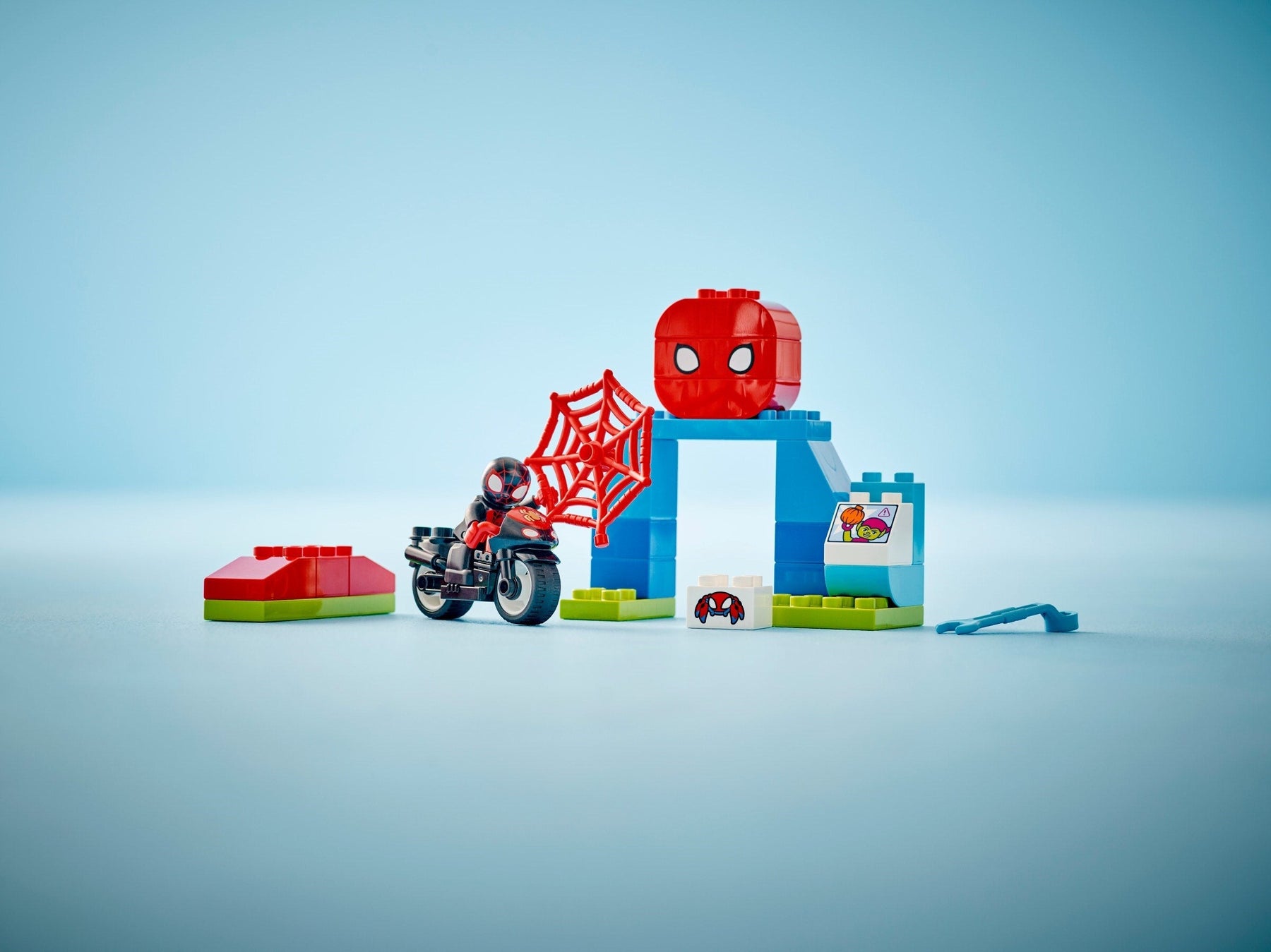 LEGO DUPLO 10424 Marvel Spidey’s Motorcycle Adventure - SuperSaverAU - view 5