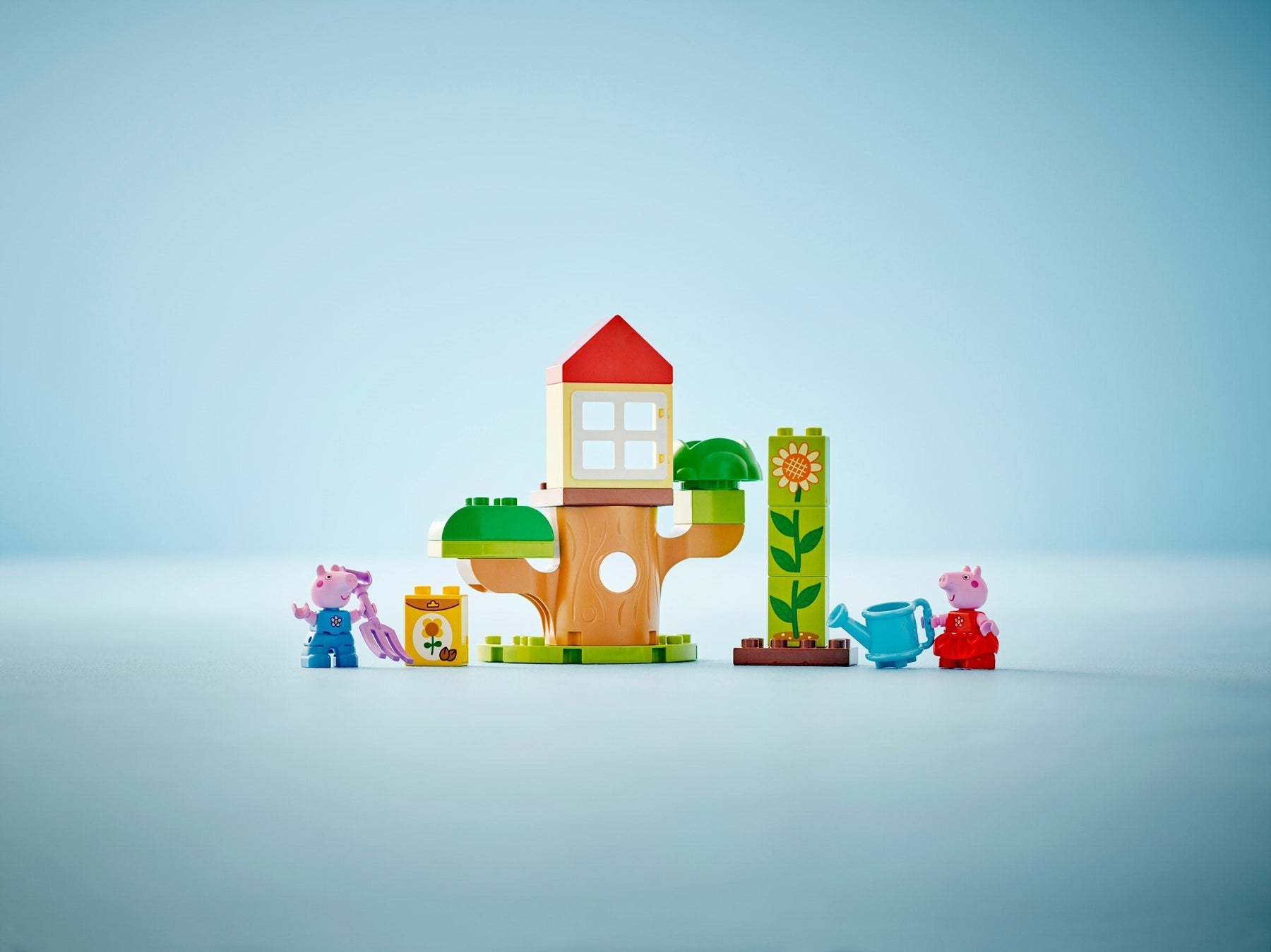 LEGO DUPLO 10431 Peppa Pig Garden & Tree House - SuperSaverAU - view 5
