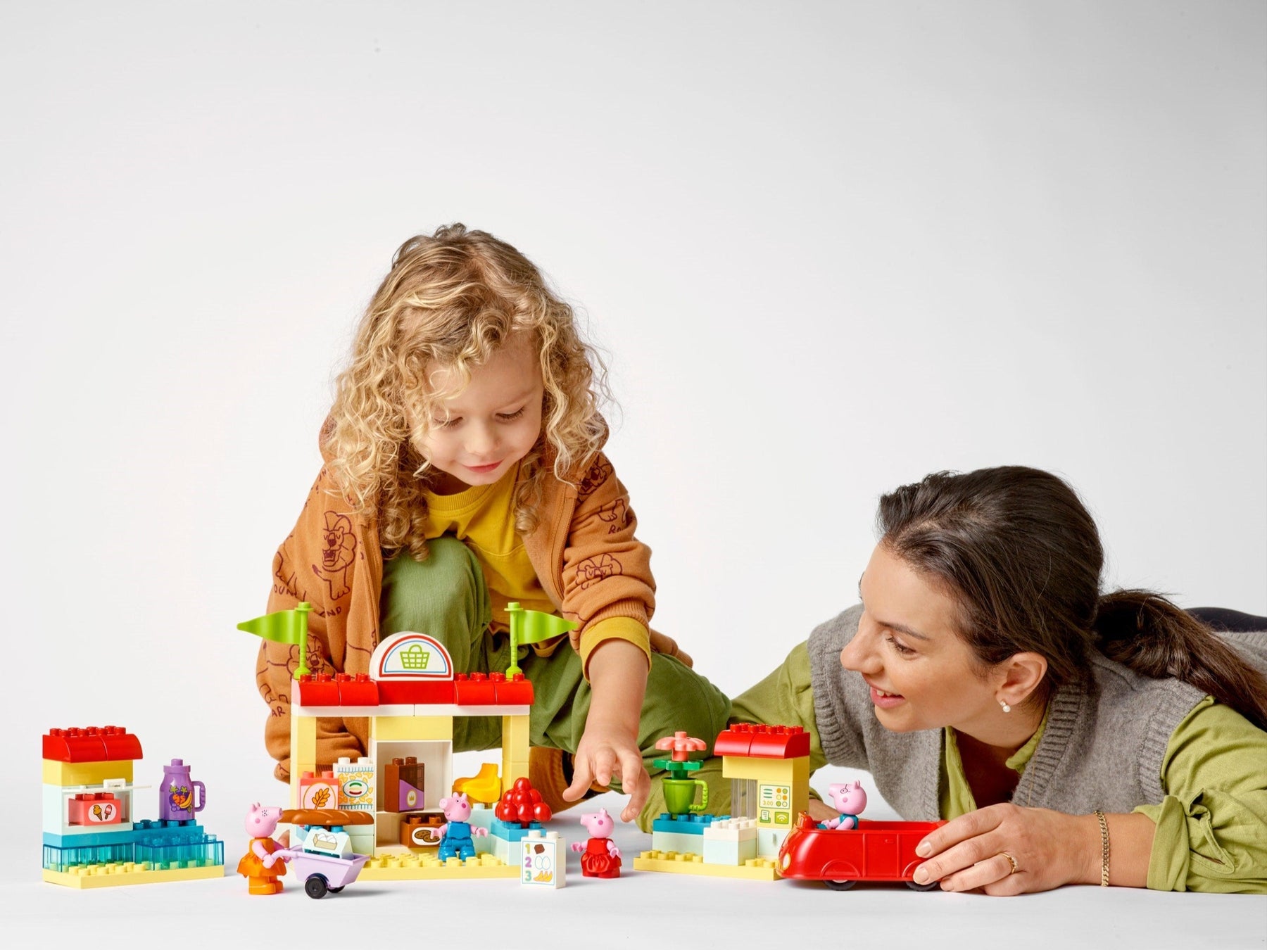 LEGO DUPLO 10433 Peppa Pig Supermarket - SuperSaverAU - view 3