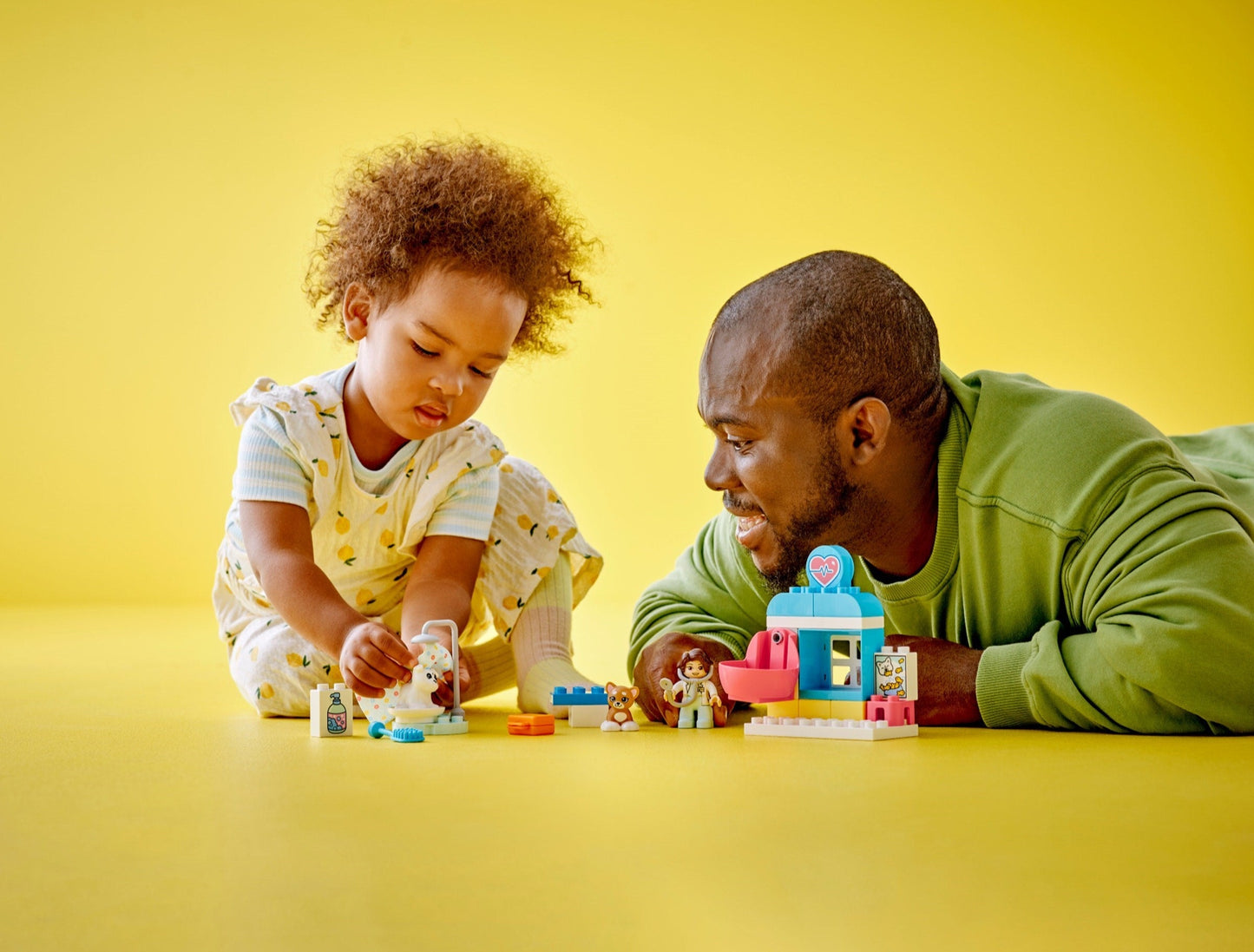 LEGO DUPLO Visit to the Vet Clinic 10438 - Pets Dog Cat Ages 2+