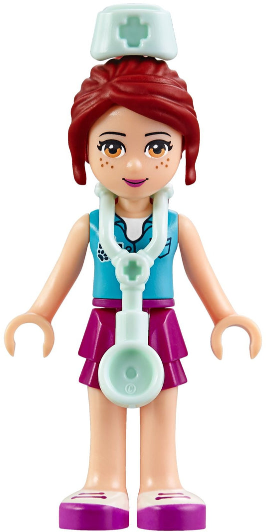 LEGO 10728 Mia's Vet Clinic: Rescue & Care Playset