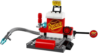 LEGO 10732 Guido & Luigi's Pit Stop Play Set - Cars 3