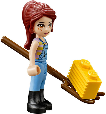 LEGO 10746 Mia's Farm Suitcase Playset with Animals