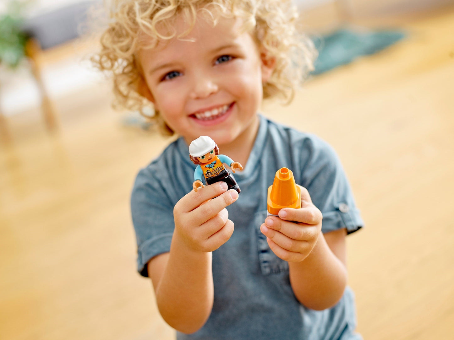 LEGO 10933 DUPLO Tower Crane & Construction Playset