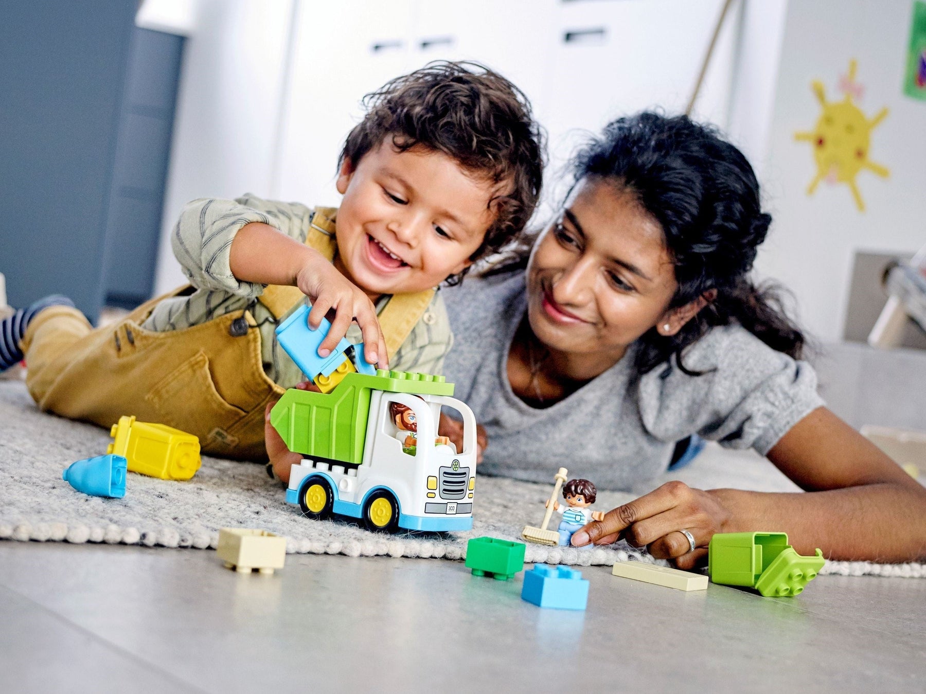 LEGO 10945 DUPLO Garbage Truck & Recycling Playset - SuperSaverAU - view 4