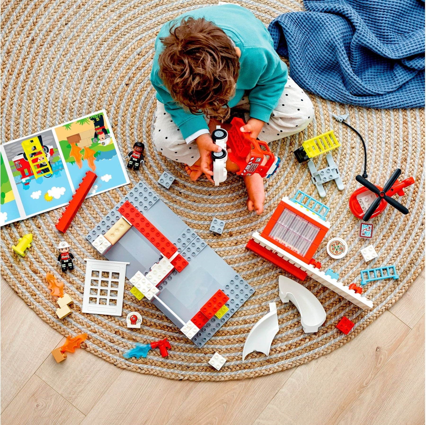 LEGO 10970 DUPLO Rescue Fire Station & Helicopter - SuperSaverAU - view 2