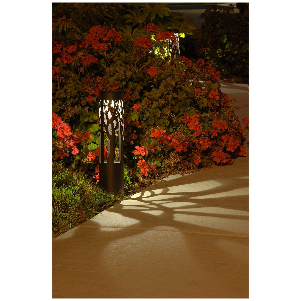 Tommy Bahama LED Solar Bollard Light 6 Pack - SuperSaverAU - view 7