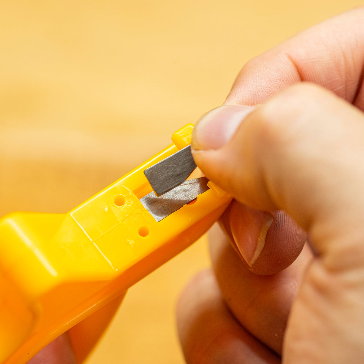 Smith's 10-Second Knife & Scissor Sharpener, Carbide & Ceramic