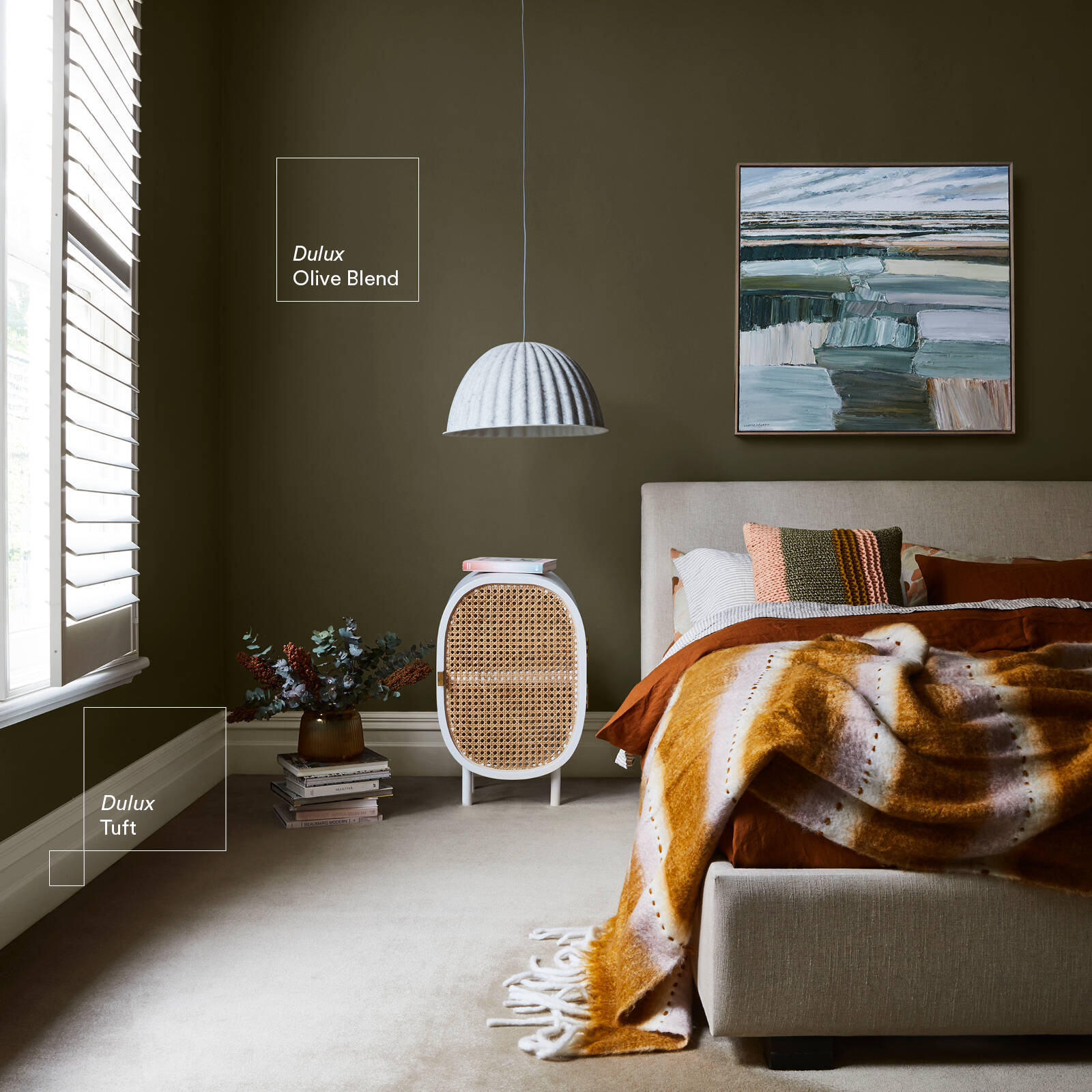 Dulux Wash&Wear Matt Interior Paint Extra Bright Base 4L - Tintable, Indoor